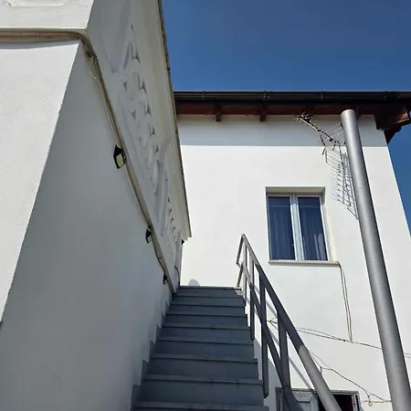 Dimora D'arte Speciale Tarshito Apartment