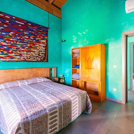 Apartamento Dimora D'arte Speciale Tarshito *