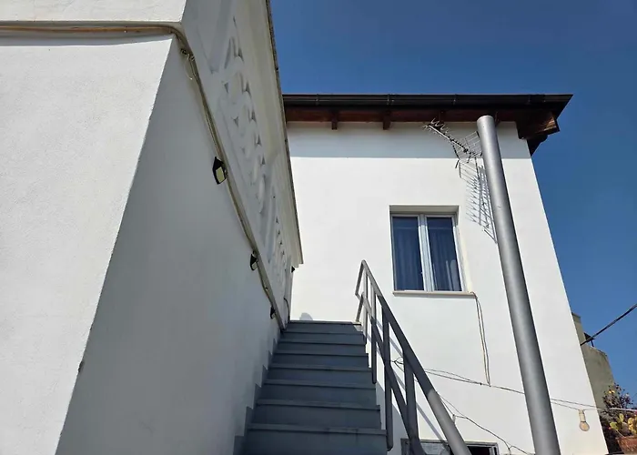 Dimora D'arte Speciale Tarshito Apartment