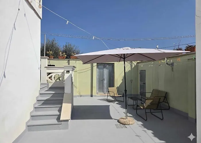 Dimora D'arte Speciale Tarshito *