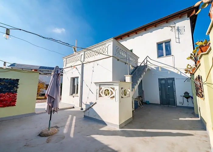 Apartment Dimora D'arte Speciale Tarshito